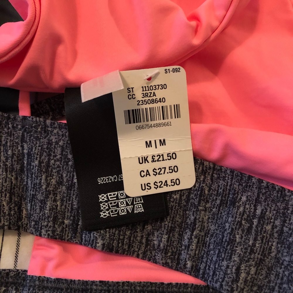 Sports bra